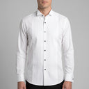 York Poplin Wing Collar Long Sleeve Shirt WHITE | Man wearing this formal long sleeve shirt.