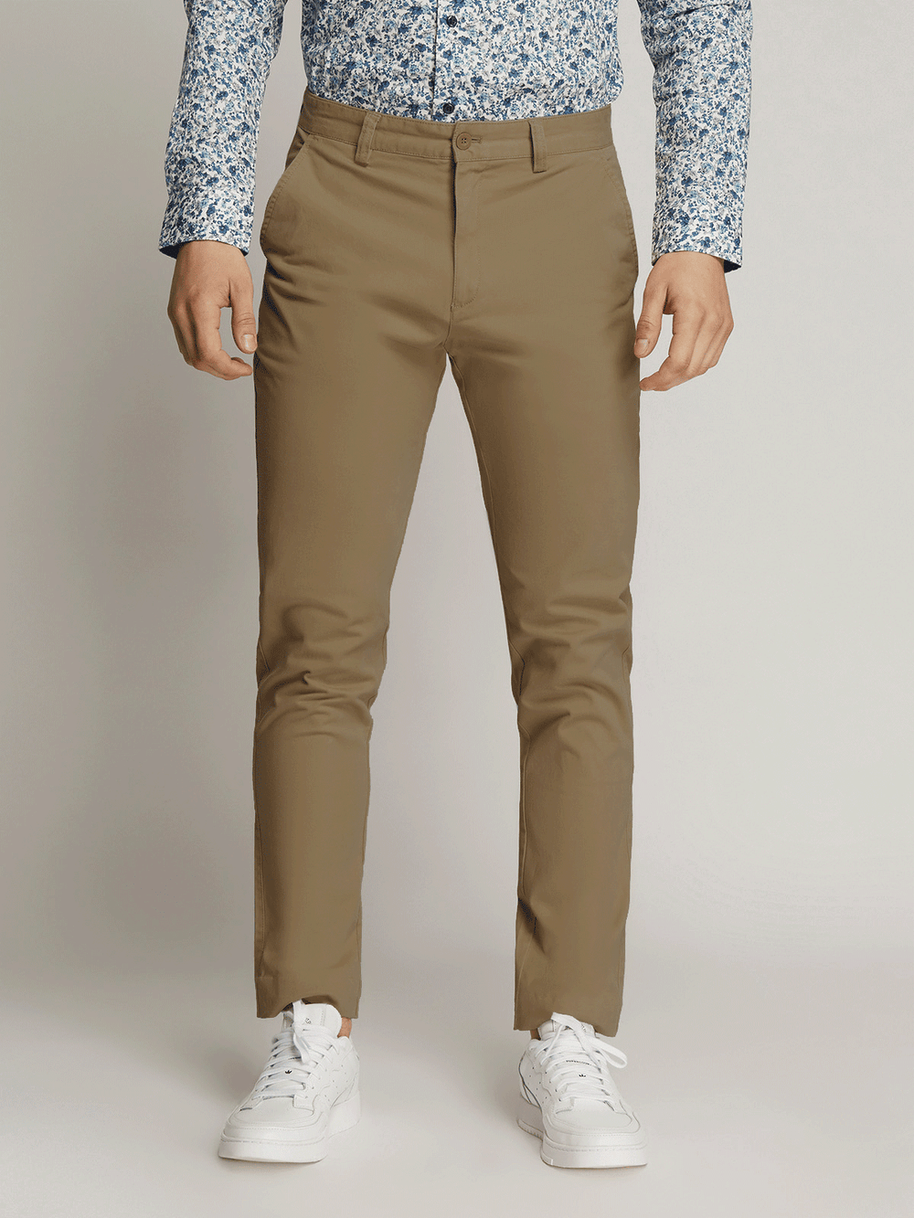 Ledger Peach Finish Fine Cotton Drill Slim Fit Chino LATTE