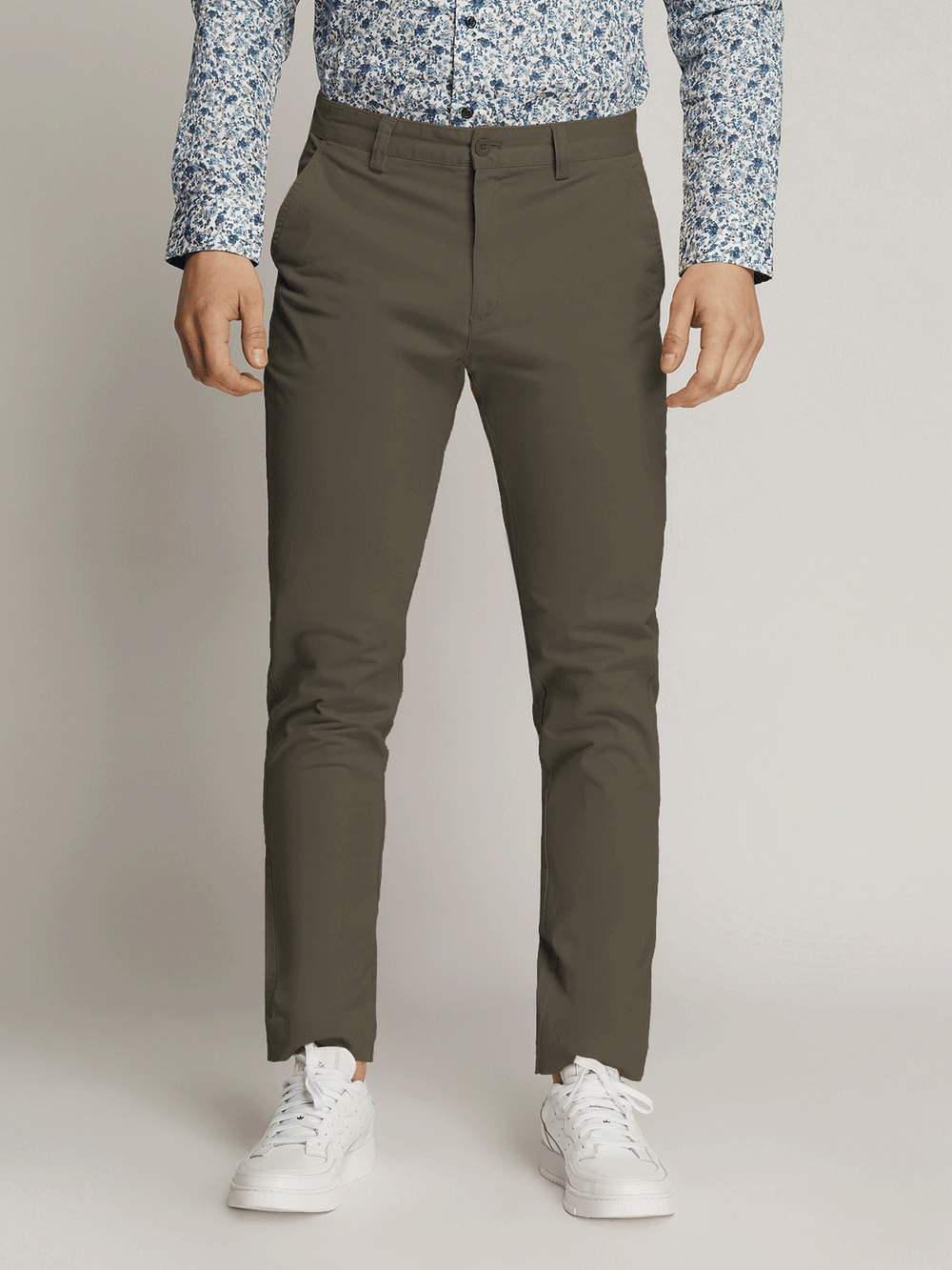 Ledger Peach Finish Fine Cotton Drill Slim Fit Chino OLIVE